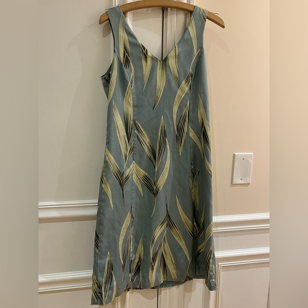 Tommy Bahama  100% Silk Midi Dress Hawaiian Palm Print Size 4